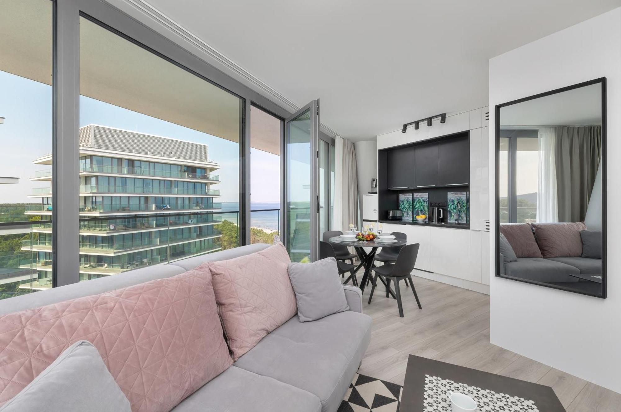 Lux Sea Towers - Wellness Spa, Gym & Beach - Seaview By Rent Like Home Miedzyzdroje Buitenkant foto