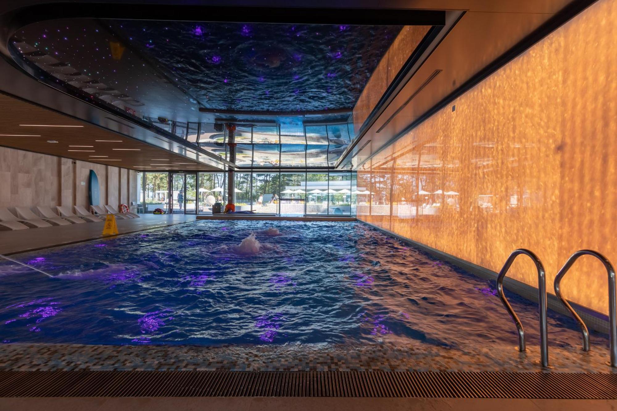 Lux Sea Towers - Wellness Spa, Gym & Beach - Seaview By Rent Like Home Miedzyzdroje Buitenkant foto